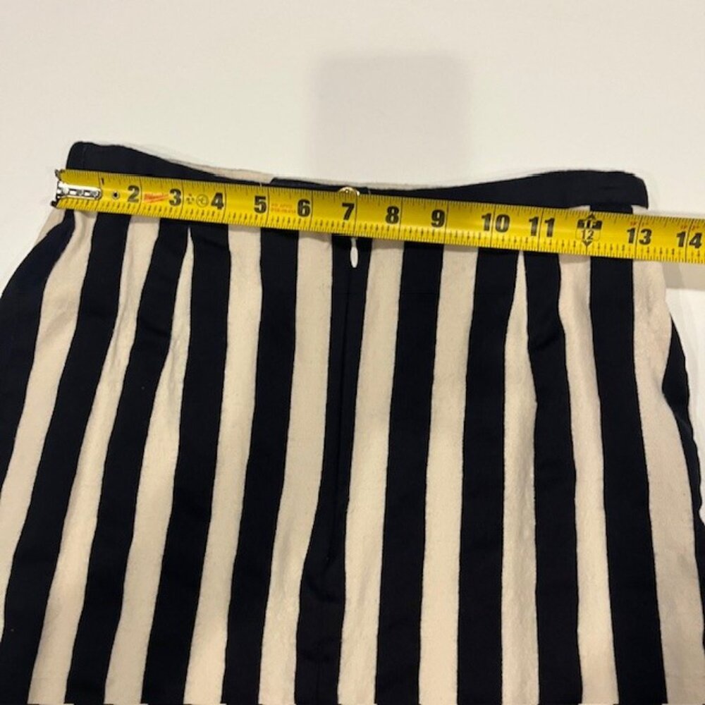 Escada Women's Black and Tan Stripes, Size 38 EUR (6 US) - Picture 5 of 5